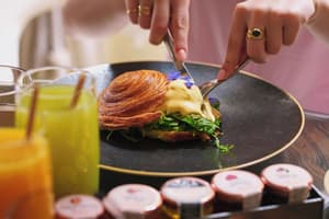 thumbnail: Restaurant