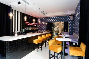 thumbnail: Restaurant