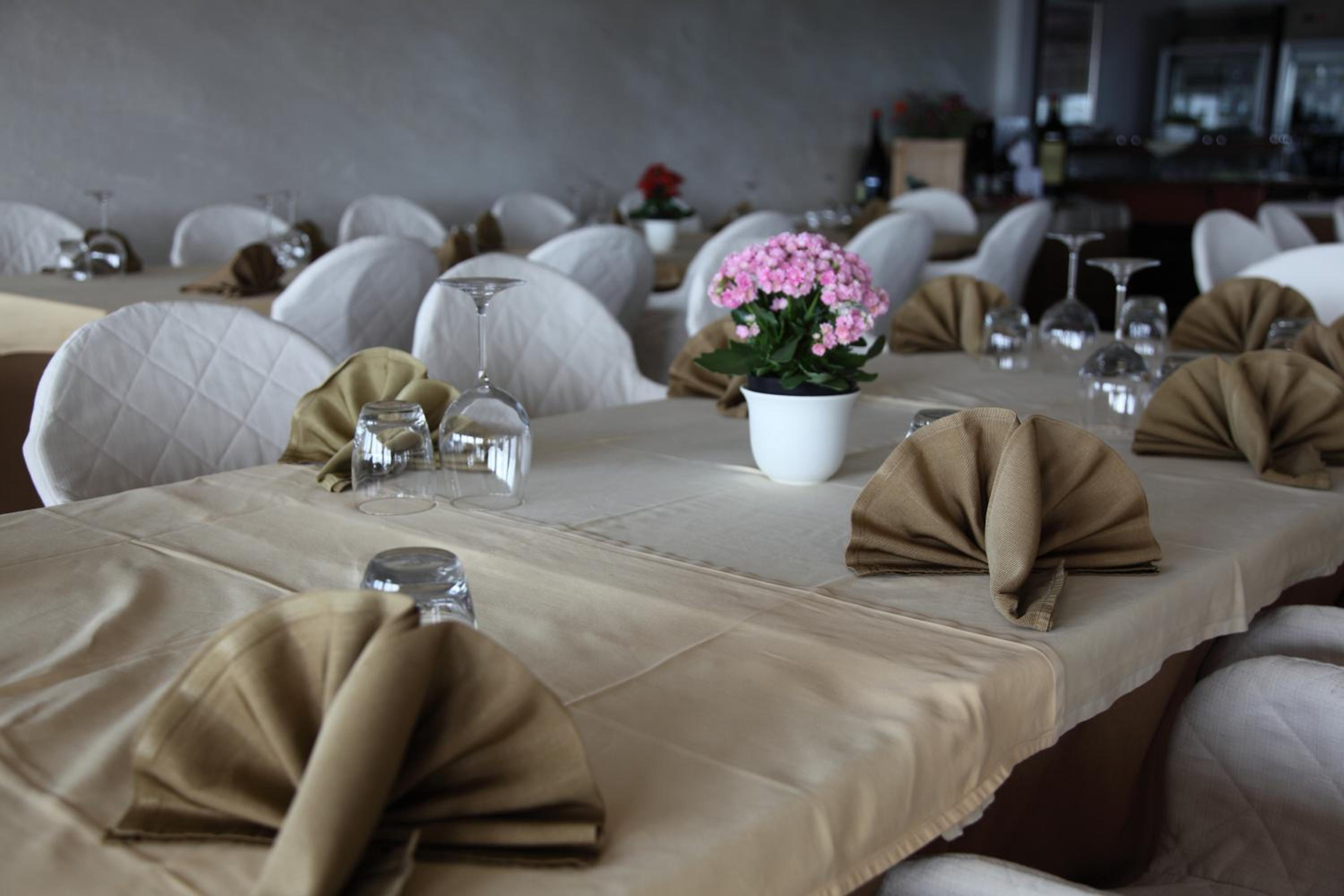 Restaurant-cafeteria