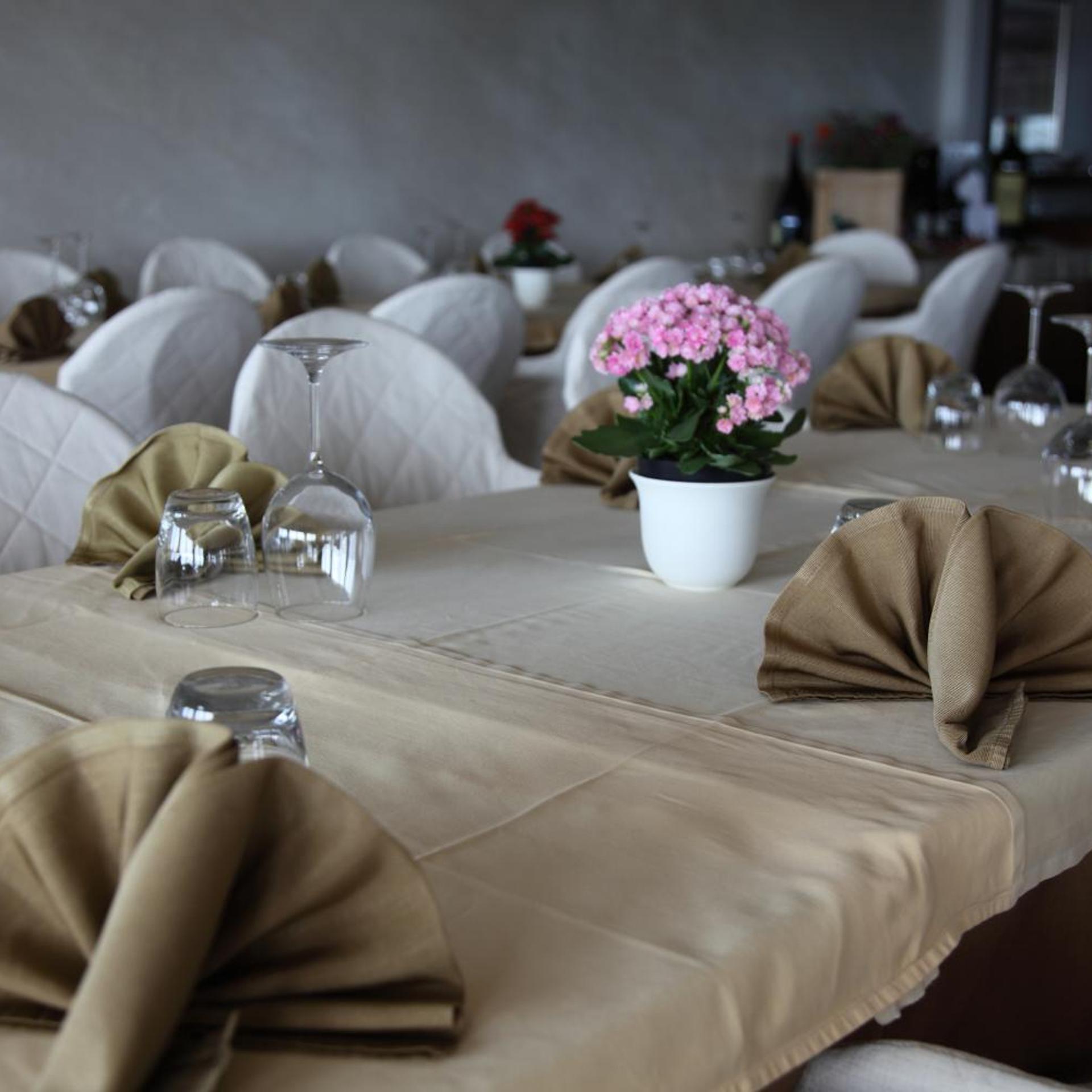 Restaurant-cafeteria