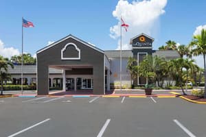 thumbnail: Exterior