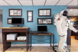 thumbnail: Business center