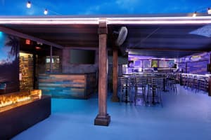 thumbnail: Bar (on property)