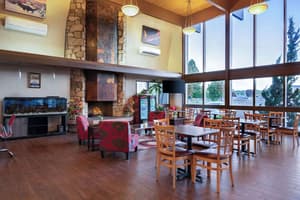 thumbnail: Breakfast area