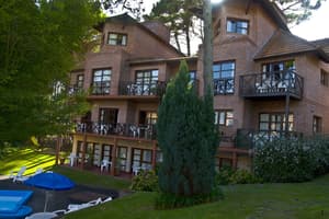 thumbnail: Property grounds
