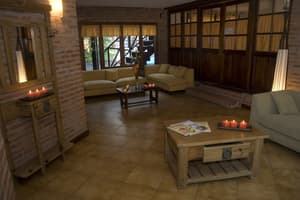 thumbnail: Lobby sitting area