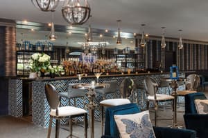 thumbnail: Bar (on property)