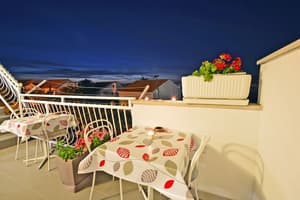 thumbnail: Balcony view