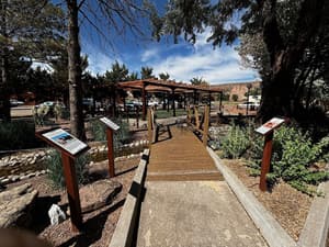 thumbnail: Exterior
