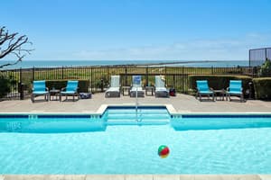 thumbnail: Pool