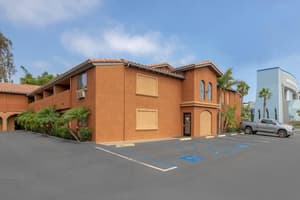 thumbnail: Exterior
