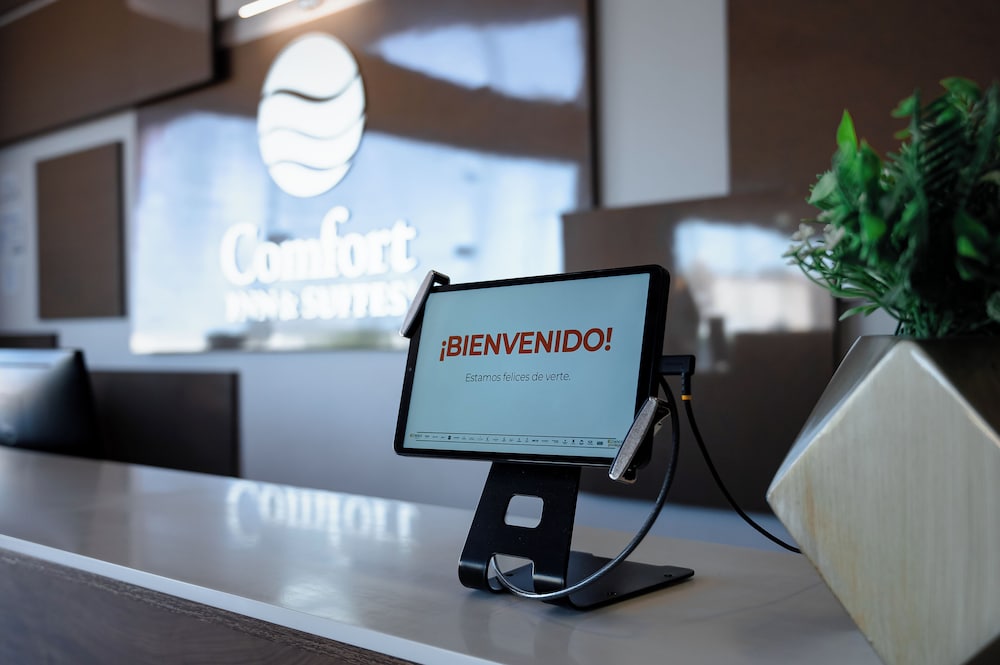 Check-in/check-out kiosk