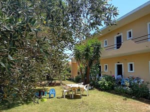thumbnail: Exterior