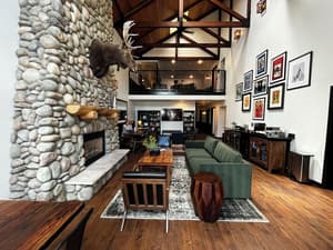 thumbnail: Living area