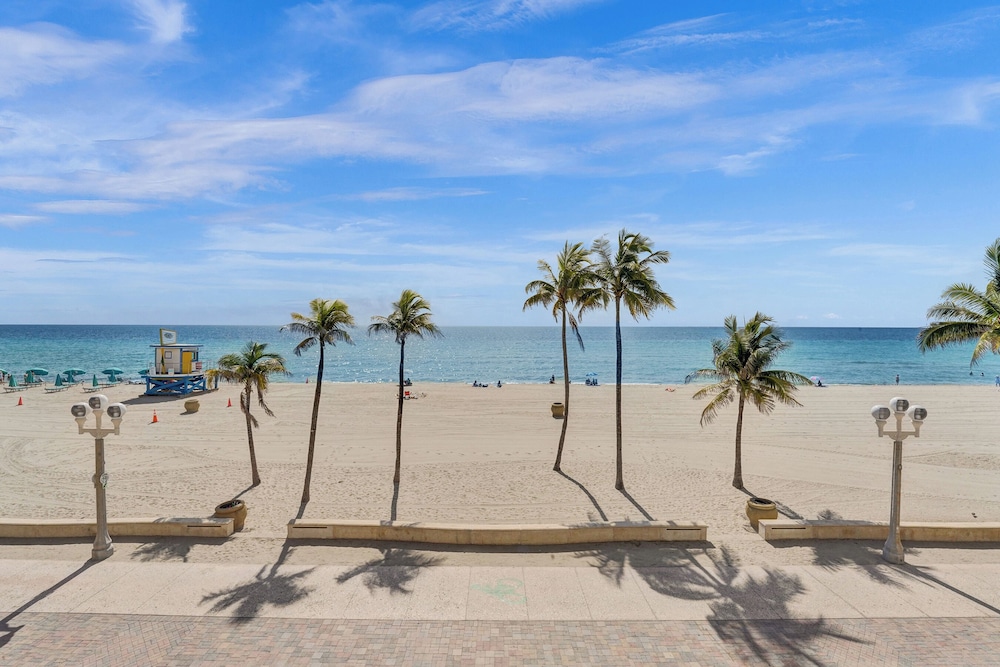 Beach/ocean view