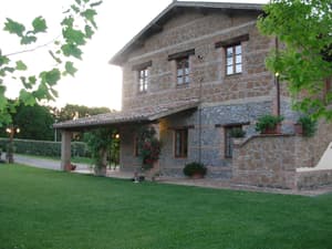 thumbnail: Exterior
