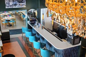 thumbnail: Bar (on property)