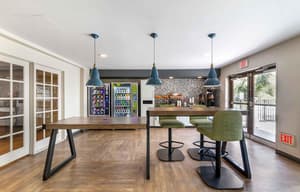 thumbnail: Breakfast area