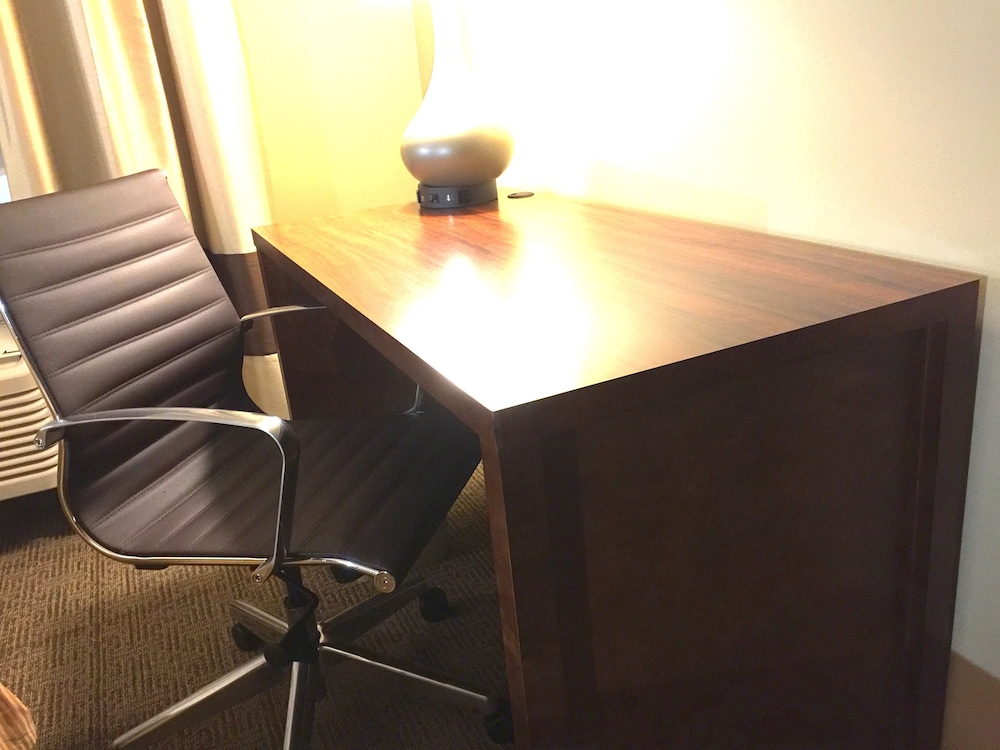 In-room business center