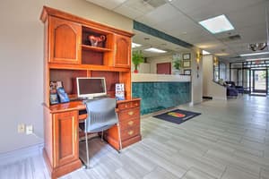 thumbnail: Business center