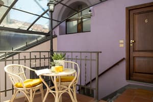 thumbnail: Courtyard