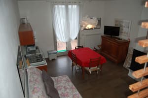 thumbnail: Living area