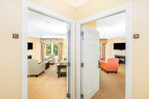 thumbnail: Room