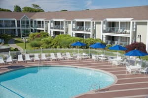 thumbnail: Outdoor pool
