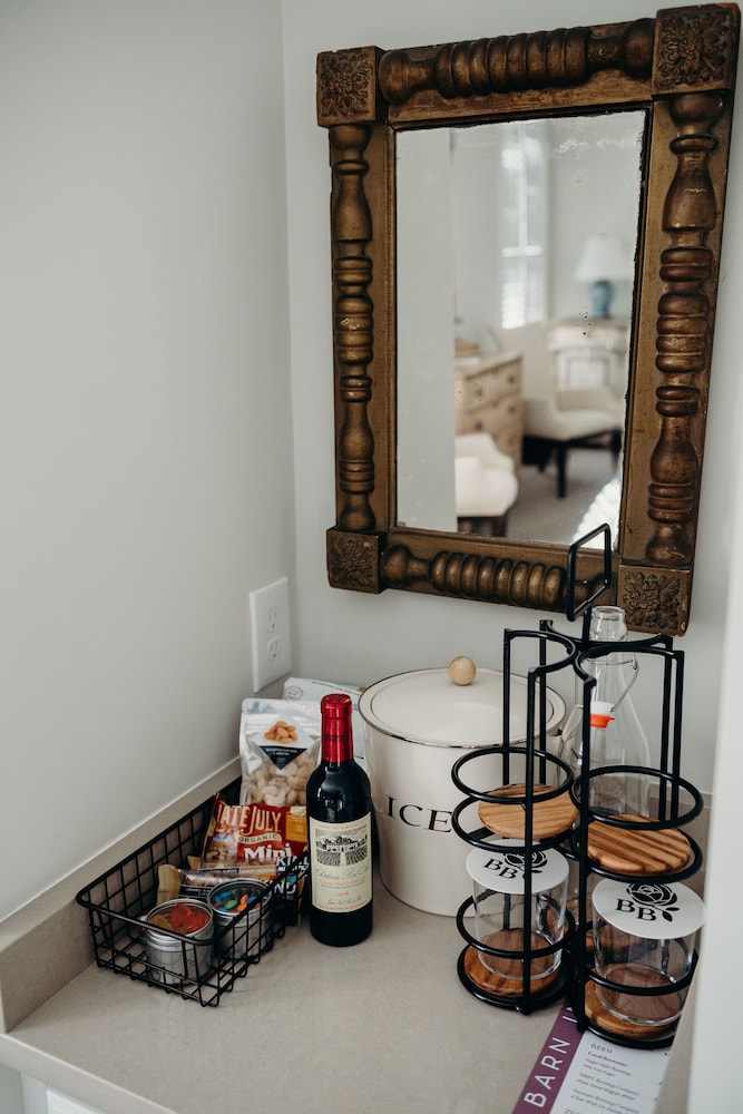 Minibar