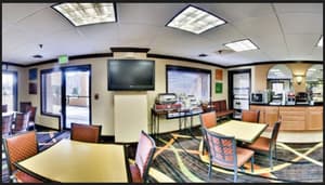 thumbnail: Breakfast area