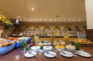 thumbnail: Restaurant