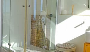 thumbnail: Bathroom shower