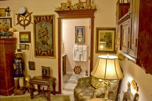 thumbnail: Interior