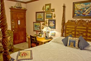 thumbnail: Interior