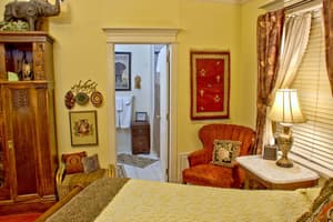 thumbnail: Interior