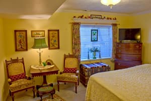 thumbnail: Interior detail