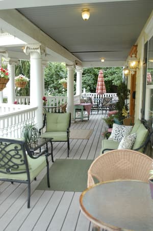 thumbnail: Interior detail