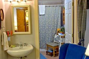 thumbnail: Bathroom
