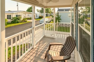 thumbnail: Balcony