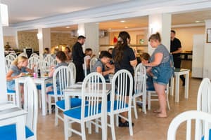 thumbnail: Restaurant