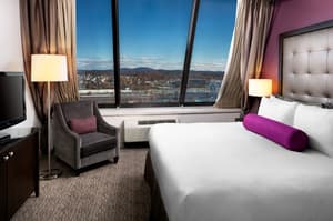 thumbnail: Lobby