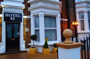 thumbnail: Exterior