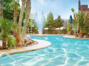 thumbnail: Outdoor pool