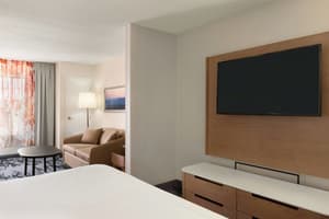 thumbnail: Business center