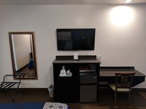thumbnail: Room amenity