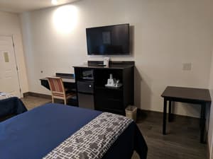 thumbnail: Room amenity