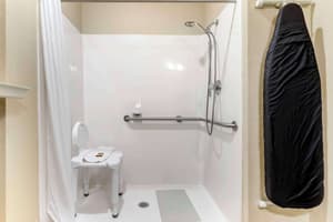 thumbnail: Bathroom
