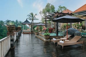 thumbnail: Sundeck