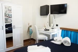 thumbnail: Room amenity