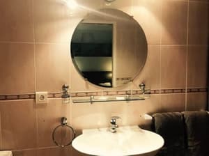thumbnail: Bathroom sink
